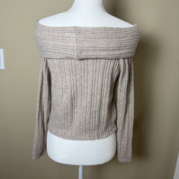 WILD FABLE Super Soft Off Shoulder Sweater Cable Tan color Size Small - Picture 5 of 8